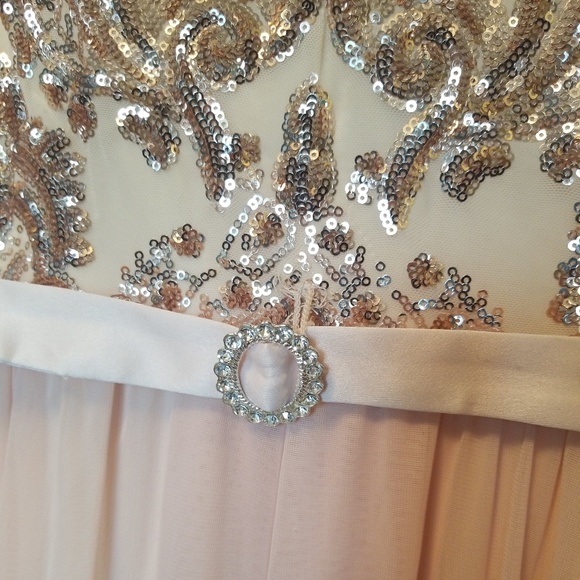 Long light pink evening dress size 14 - Picture 3 of 4